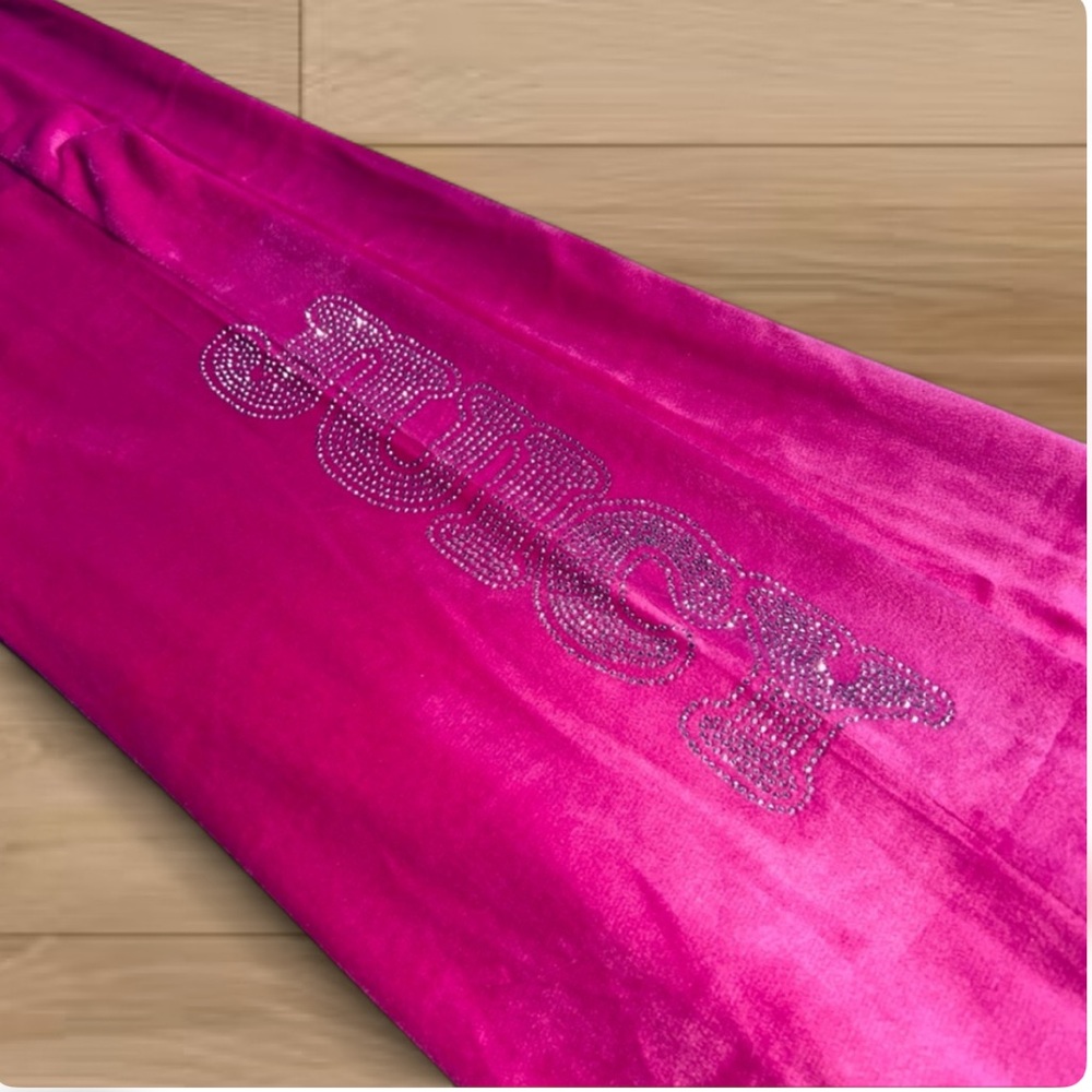 *SOLD*💎 Juicy Couture Rhinestone Logo Velvet Fleece Pants NWT - Picture 6 of 10